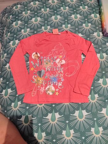 T-shirt manche longue taille 5 ans