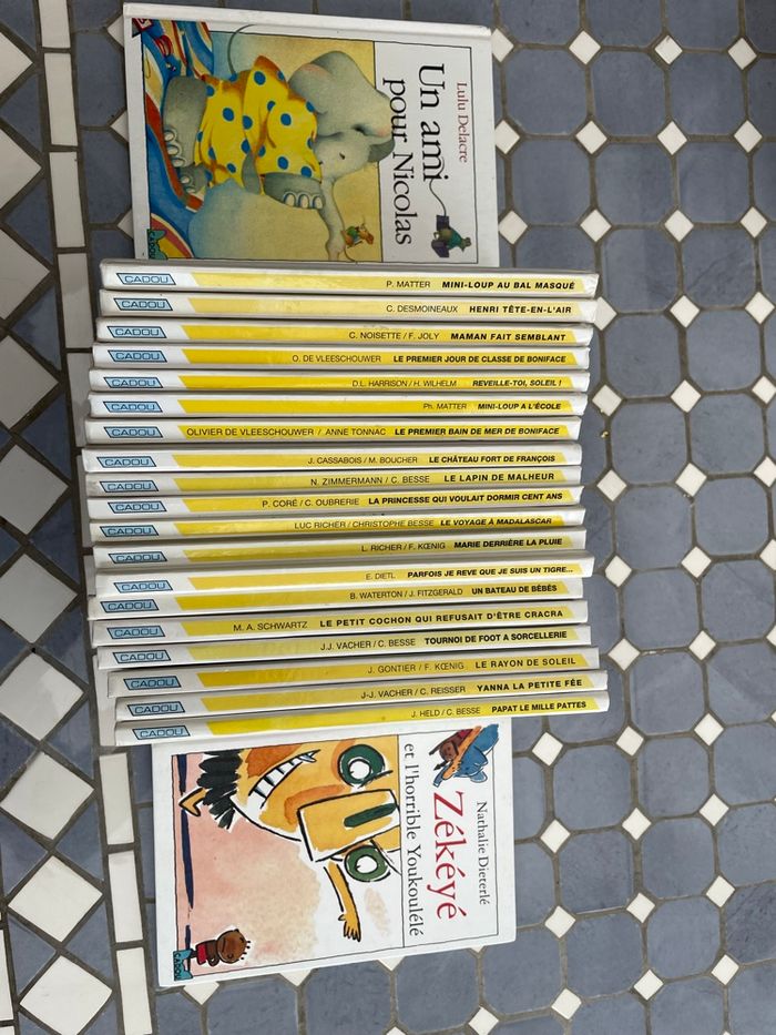 Lot de livres - photo numéro 3