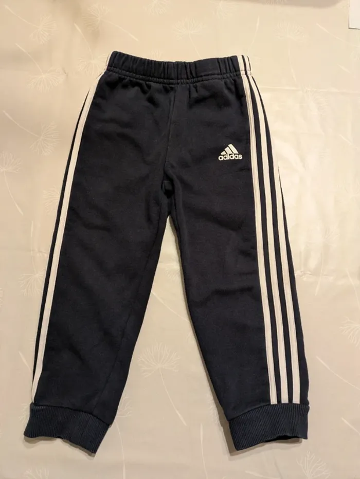 Jogging Adidas marine 2/3 ans - photo numéro 3