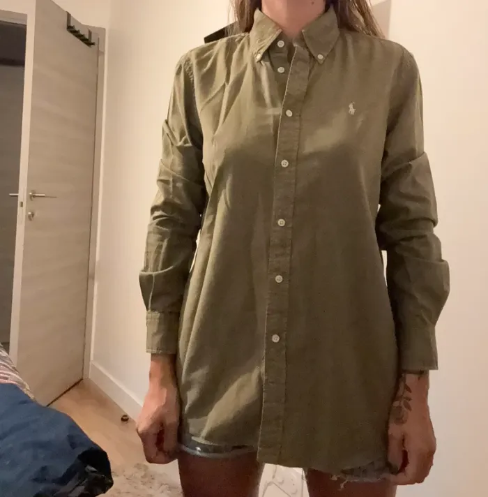Chemise kaki
