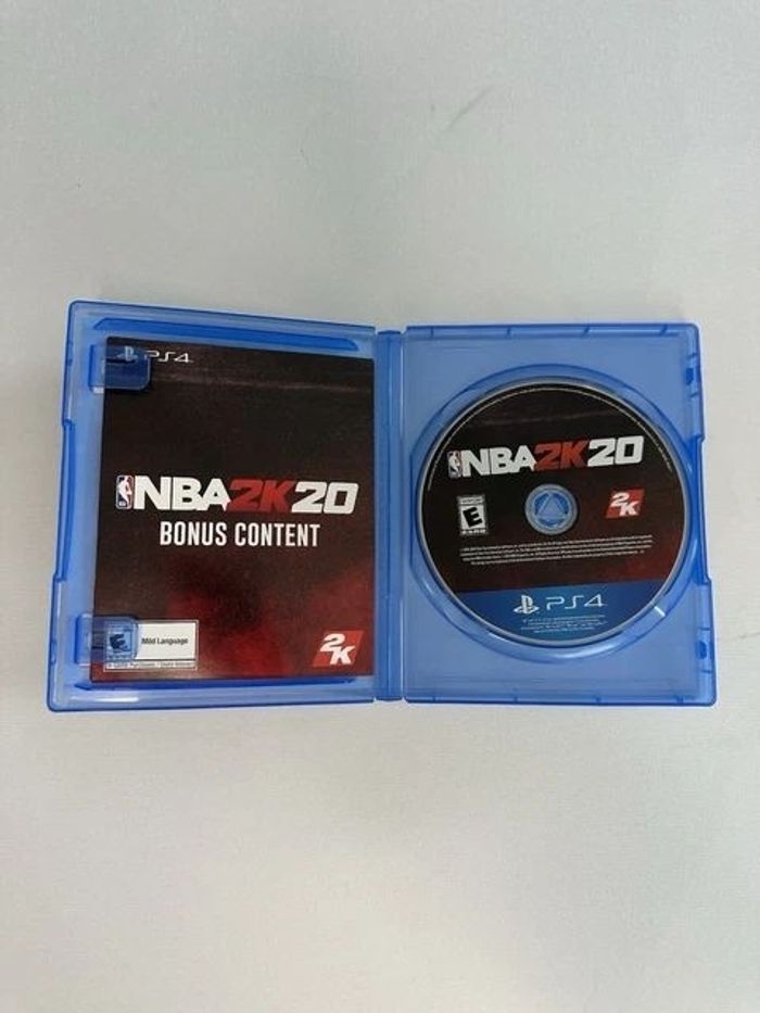 PlayStation Ps4 - photo numéro 2