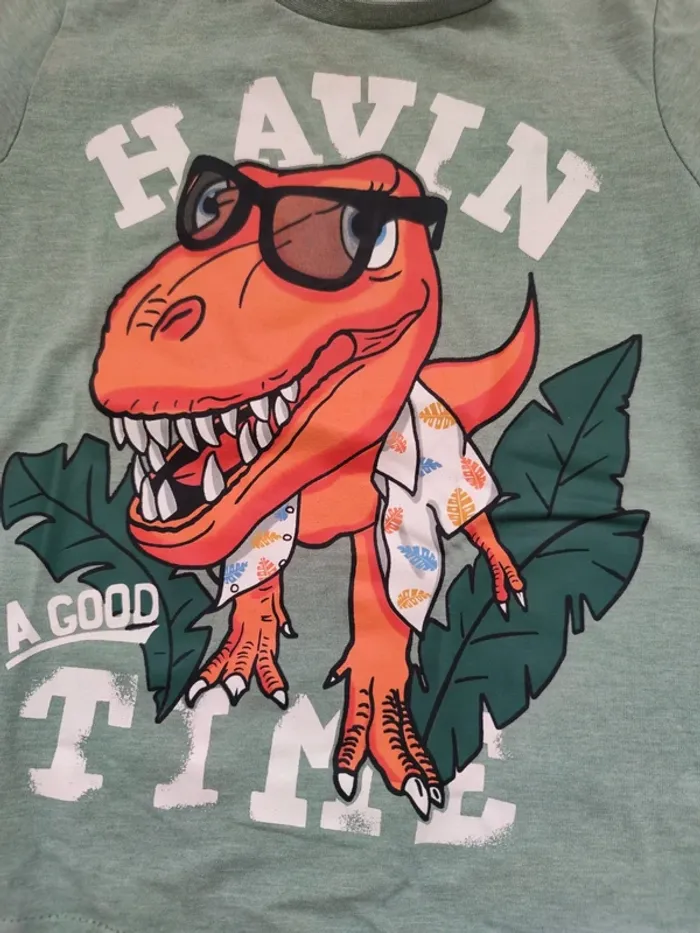 T-shirt 110 cm - photo numéro 3