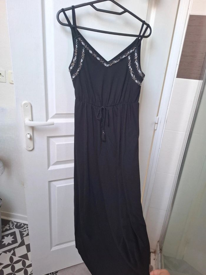 Robe longue noir kiabi taille S