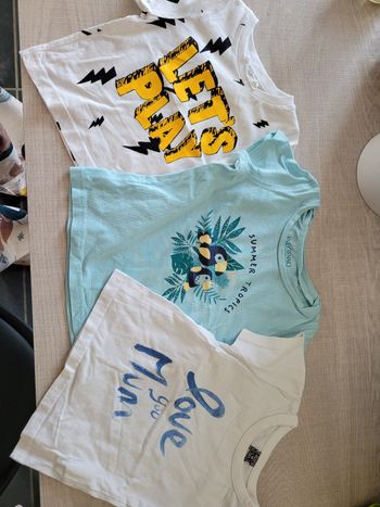Lot tee shirt 12 mois
