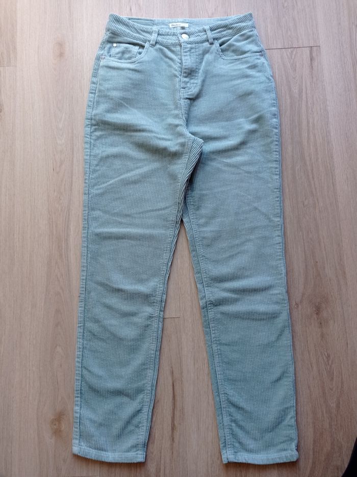 PANTALON BIZZBEE Velours Vert.