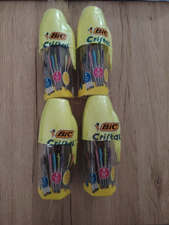 4 paquets de 20 stylos cristal bic