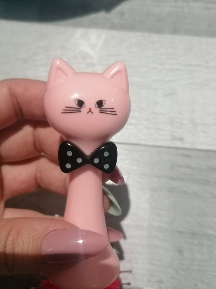 Brosse cheveux chat 👱🏼♀️ - photo numéro 3