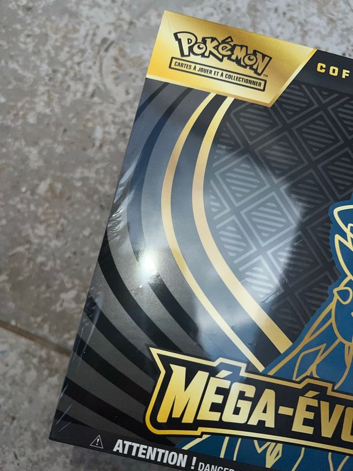 Etb mega lucario mega evolution avec défaut - photo numéro 3