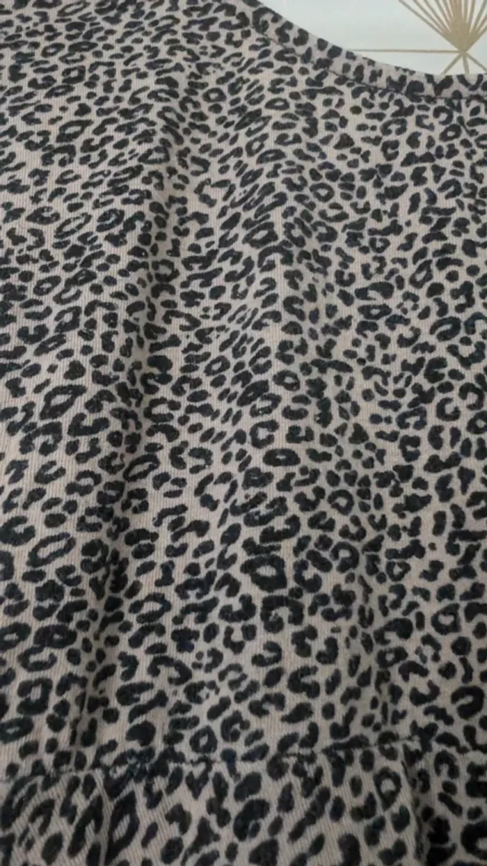 Robe très légère motif panthère - photo numéro 2
