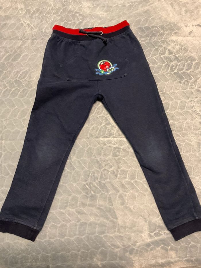 Jogging 6 ans du pareil au même