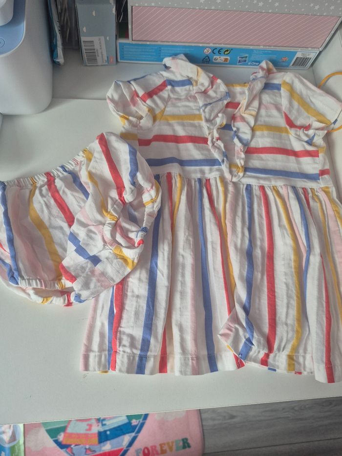 Ensemble robe bébé fille