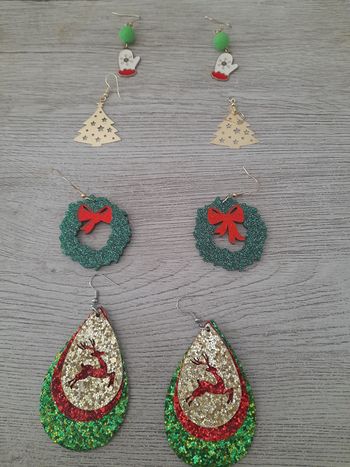 Lot de 4 paires de boucle d'oreilles de Noël 