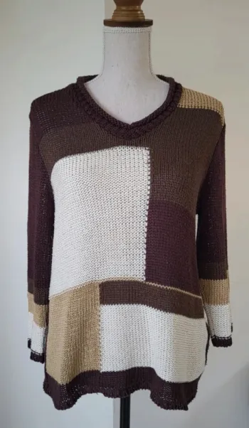 Pull à col V marron beige et blanc Christine Laure Taille 4 ou 42