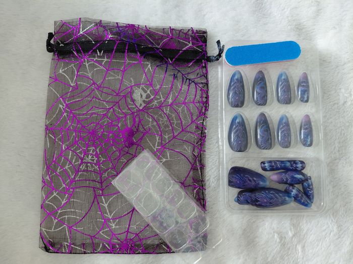 Faux ongles dragon chinois