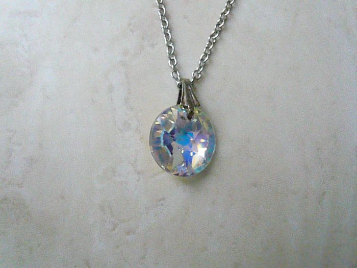 Collier chaine argentée et pendentif Swarovski