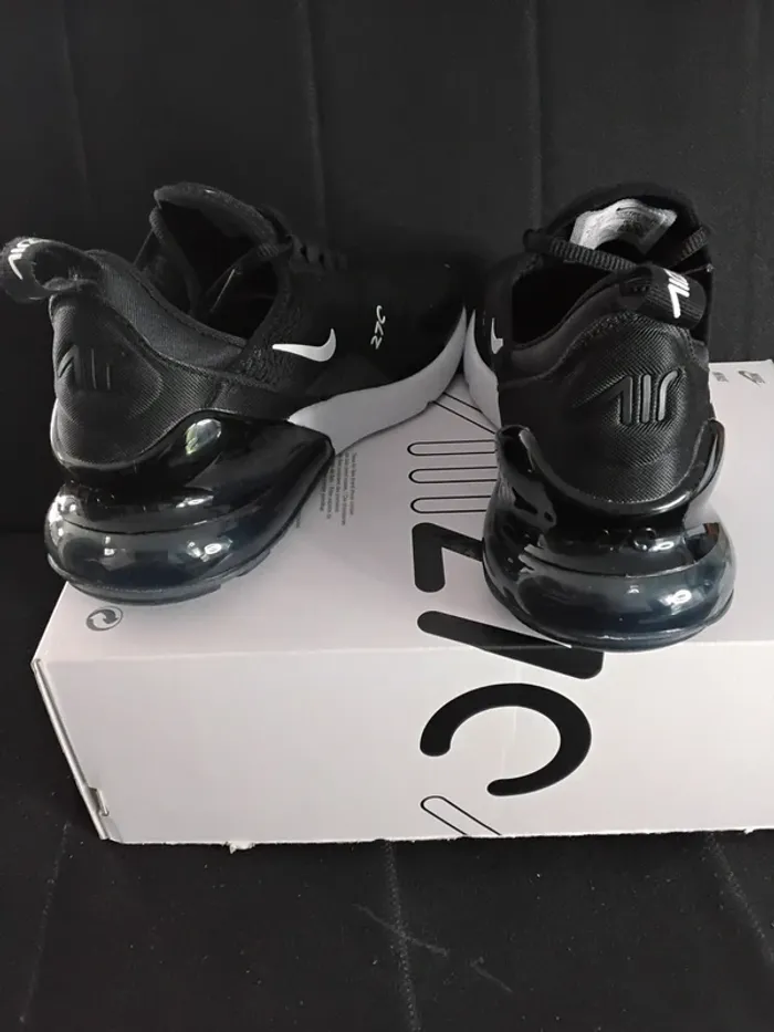 Baskets Nike Air Max 270 - photo numéro 5