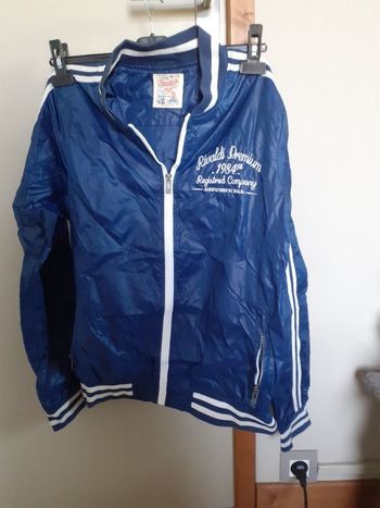 Veste bleu imperméable