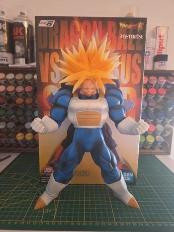 Figurine dragon ball z  super trunks masterlise