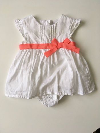 Robe avec barboteuse intégrée 1 mois