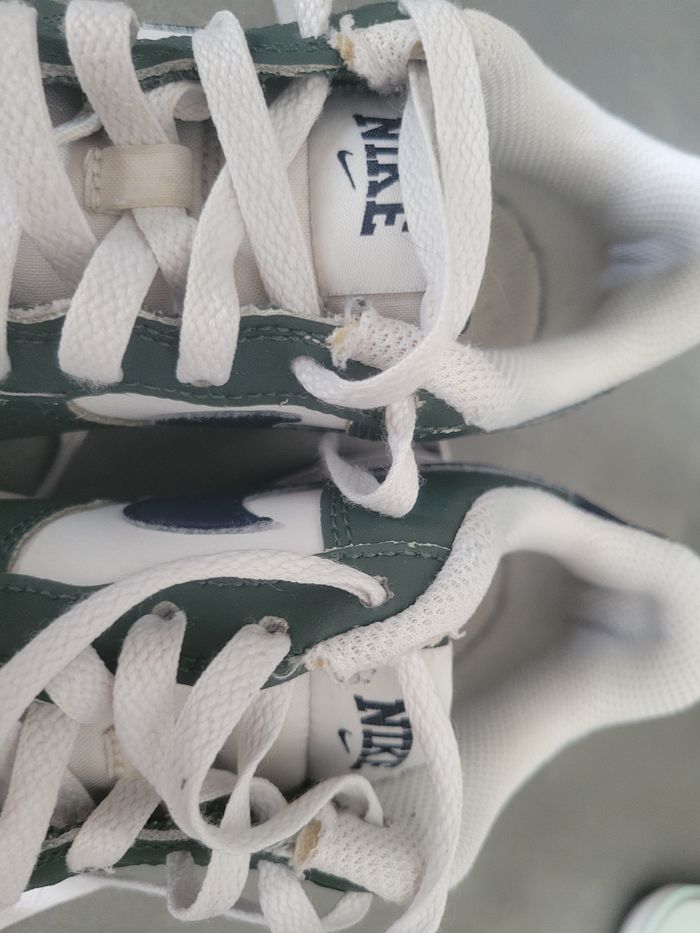 Basket Nike Air Force 1 T. 35 - photo numéro 8