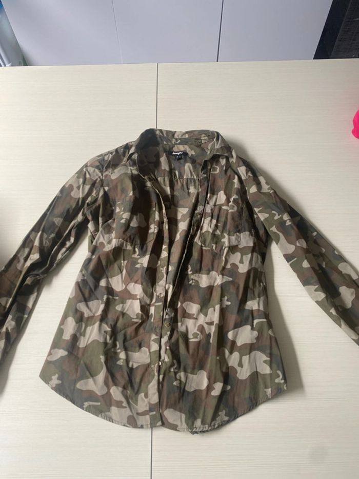 Chemise militaire
