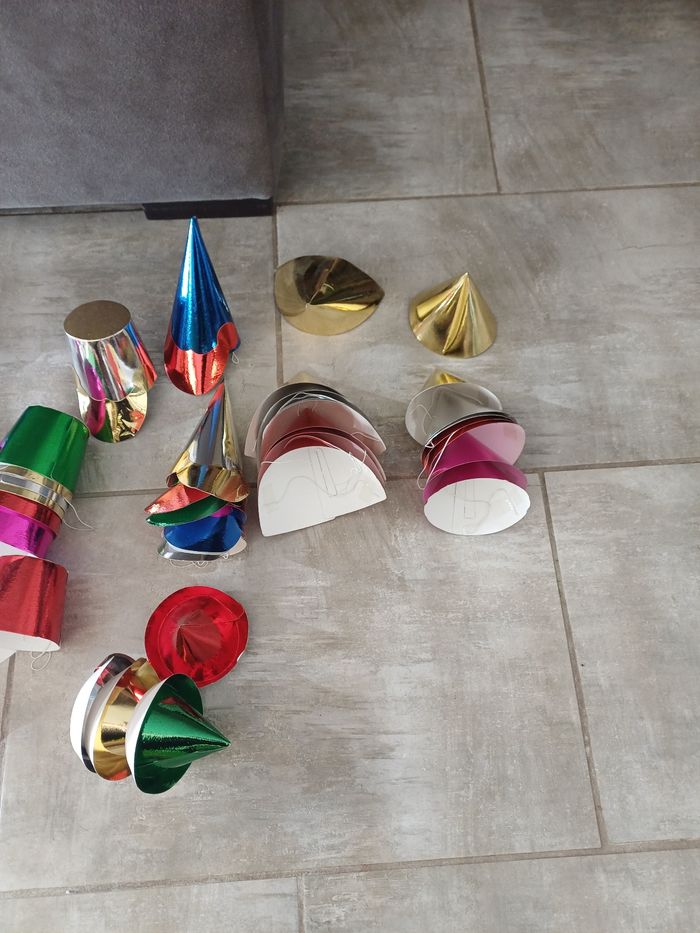 Lot d'accessoires pour faire la fête - photo numéro 4