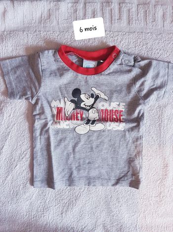T-shirt Disney 6 mois