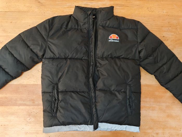 Lot de 2 doudounes 12 ans - photo numéro 2