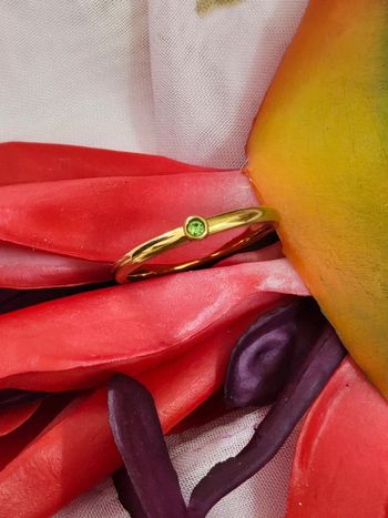 Bague avec sa pierre peridot