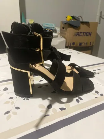 Chaussure à talon femme  taille 35 