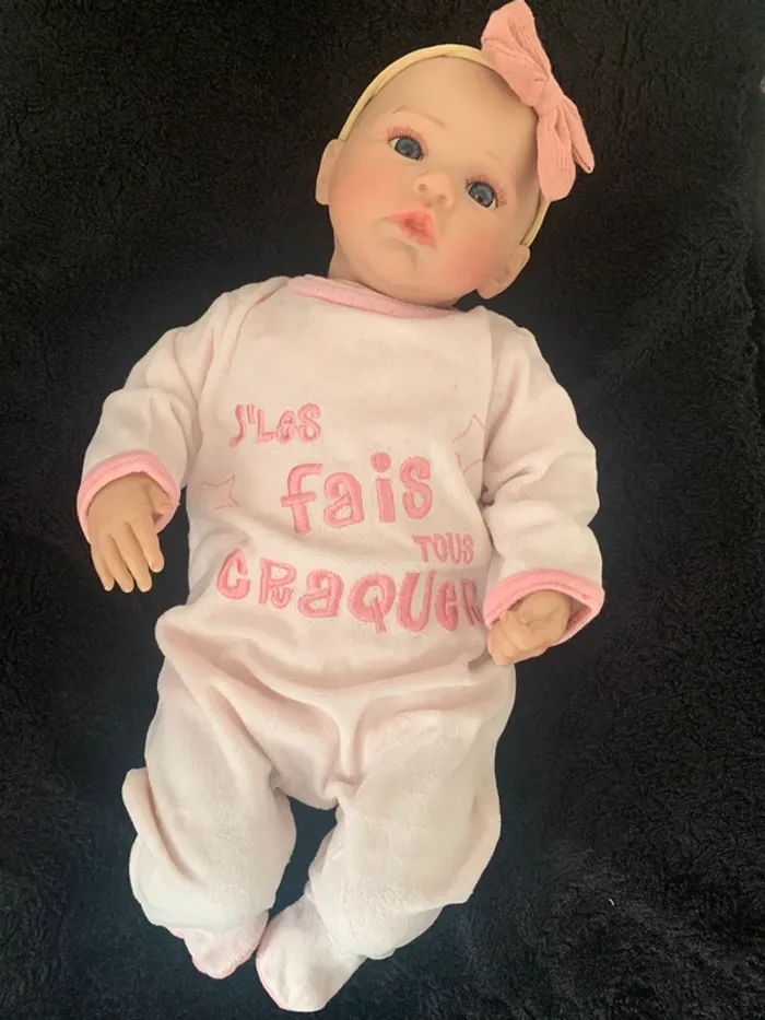 Bébé Reborn réaliste de 48 cm en vinyle souple - photo numéro 2
