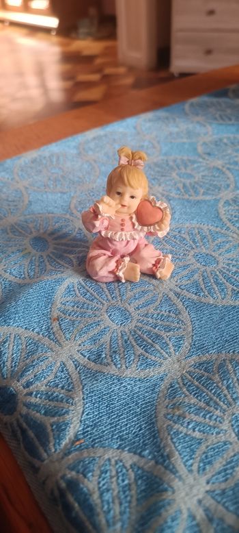 Posture petite fille