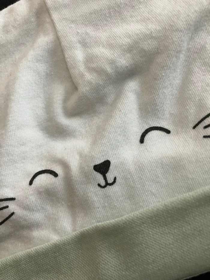 Bonnet et gants de naissance petit chat - photo numéro 2