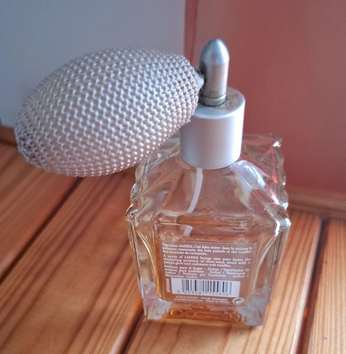 Bouteille parfum maison Ambre L'occitane - photo numéro 3