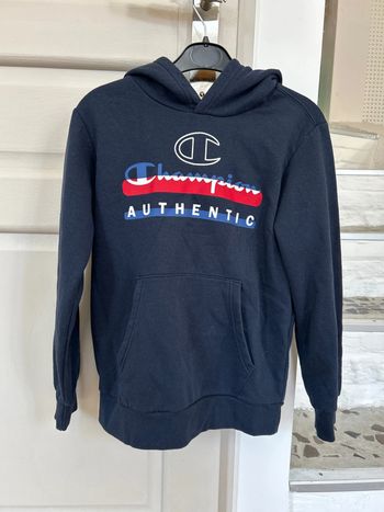 Pull à capuche champion 10 ans
