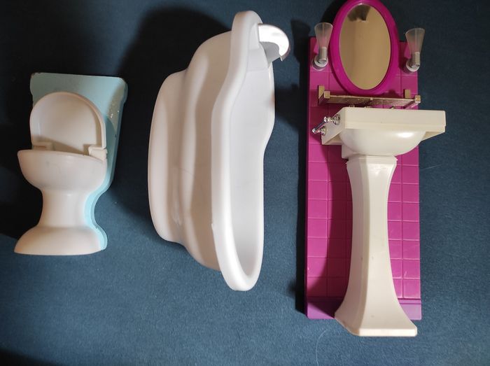 Salle de bain type barbie - photo numéro 2