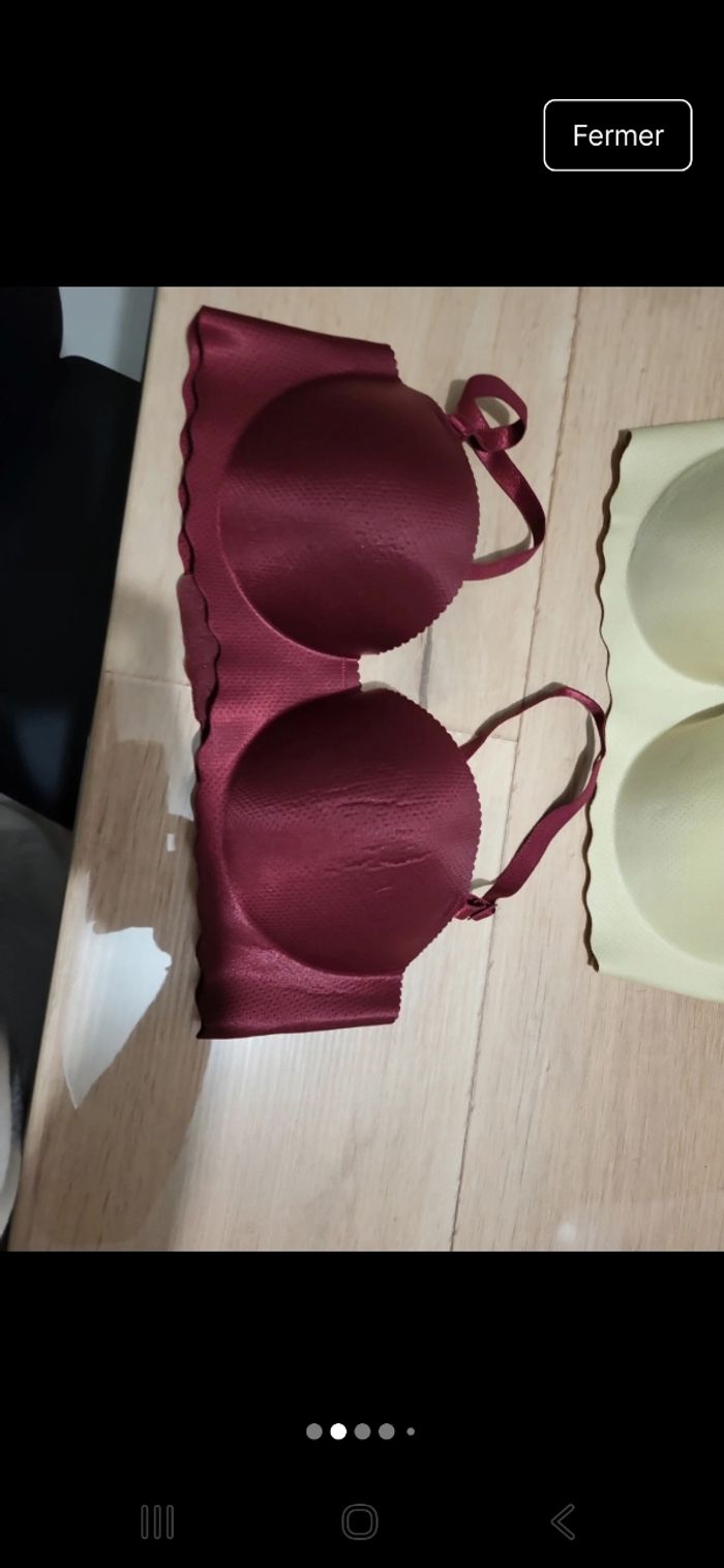 Soutien-gorge - photo numéro 2
