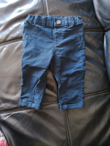 Pantalon marine 6 mois neuf