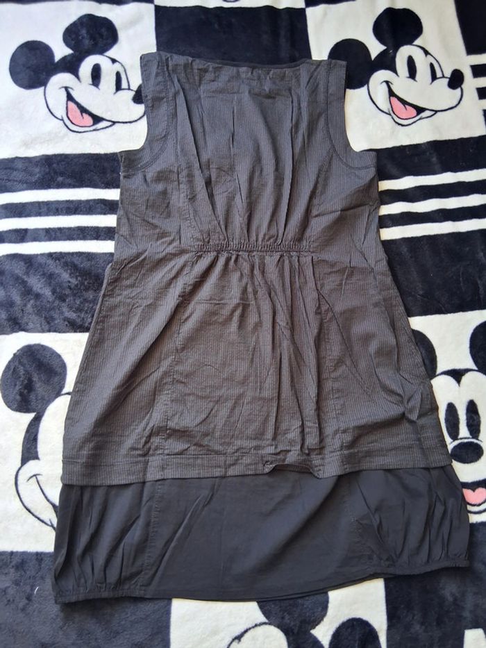 Petite robe - photo numéro 2