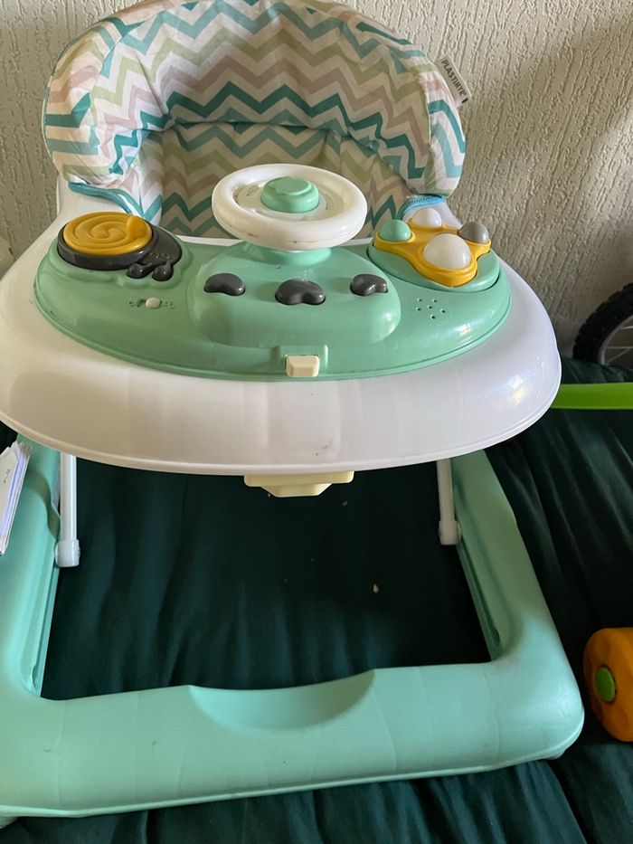 Trotteur bébé - photo numéro 2