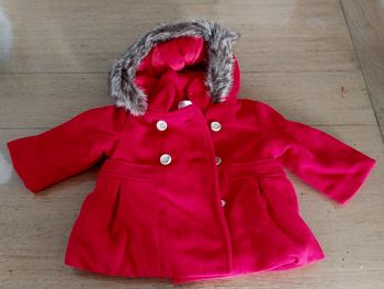 Manteau fille 6mois neuf