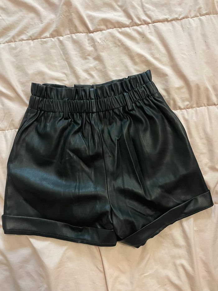 short en cuir - photo numéro 2