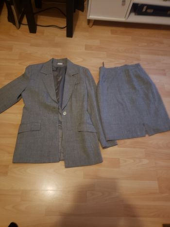 Ensemble jupe en très bon état