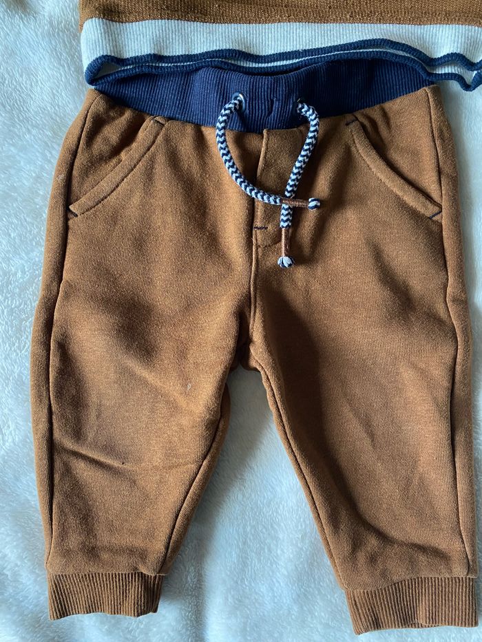 Ensemble jogging - photo numéro 2