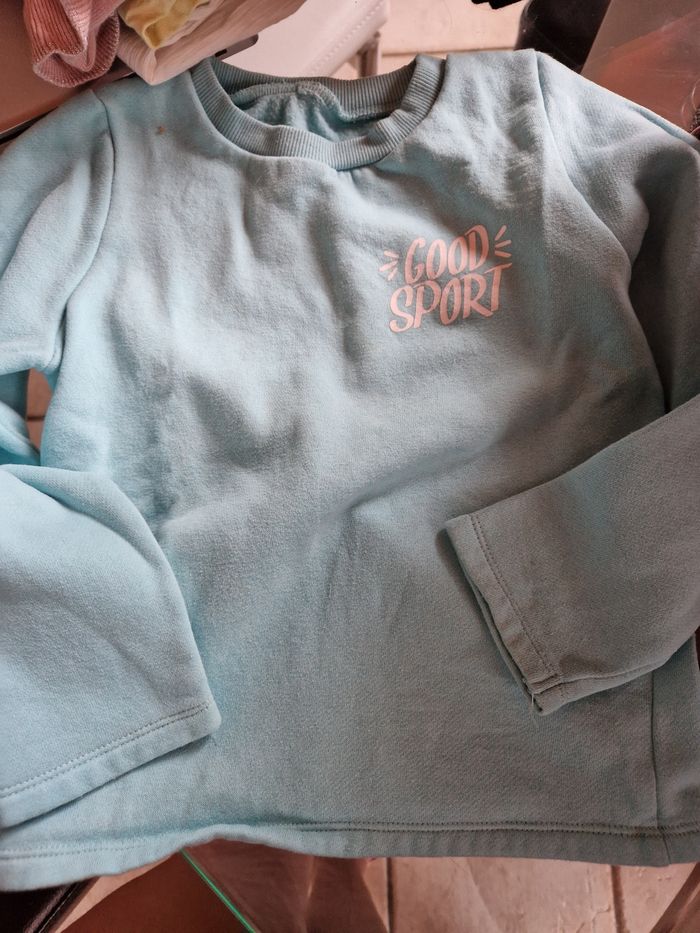 Lot vêtement 5 ans fille - photo numéro 3