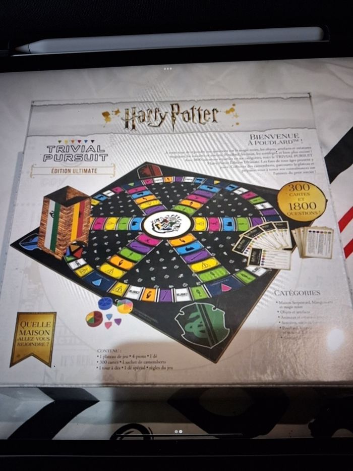 Trivial poursuit harry potter. Neuf. Sous blister. 30 % remise avec code - photo numéro 2