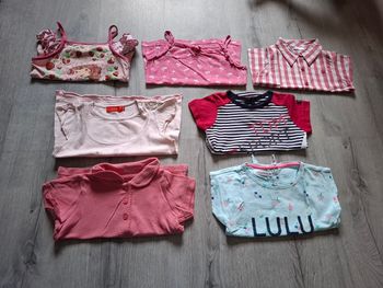 Lot de 7 t-shirts/débardeurs