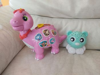 Veilleuse lumineuse et dinosaure