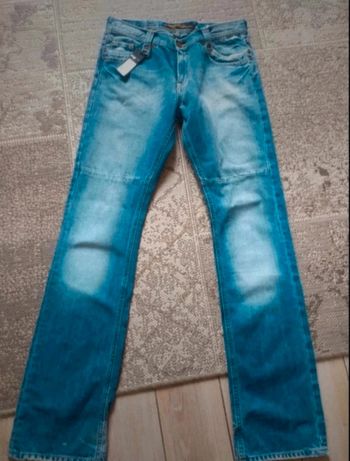 Jeans neuf en taille 38 de chez rwd.