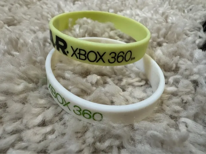 Lot de deux bracelets gaming - photo numéro 2